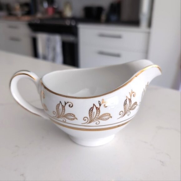 Vintage 22 KT. Gold Glo White Ironstone England Regency Porcelain Gravey Bowl - Picture 1 of 8